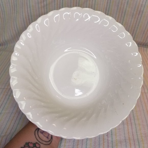 1982 Myott Meakin 8" Vegetable Serving Bowl Off White Swirled Rim Pattern MYM8 - Picture 2 of 9